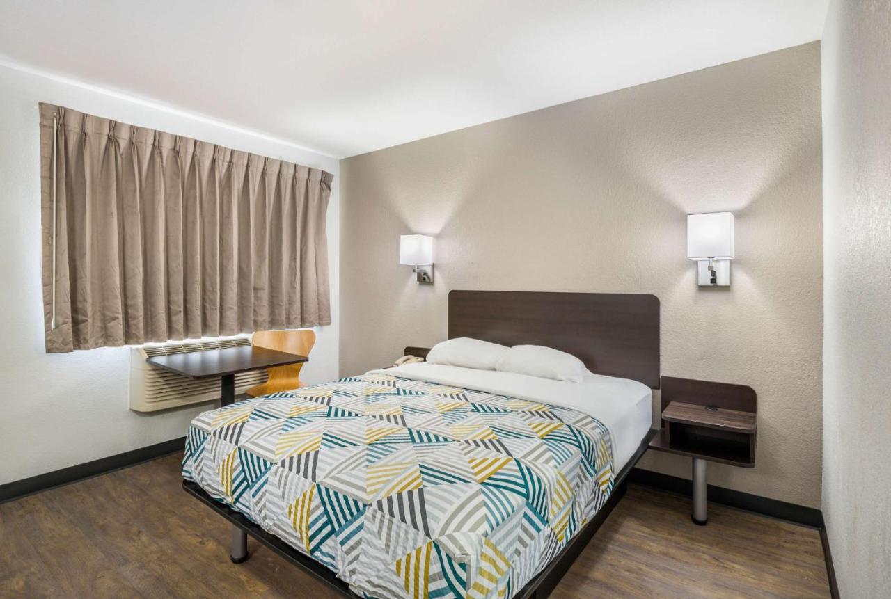 Motel 6-Sandston, Va - Richmond, Va المظهر الخارجي الصورة