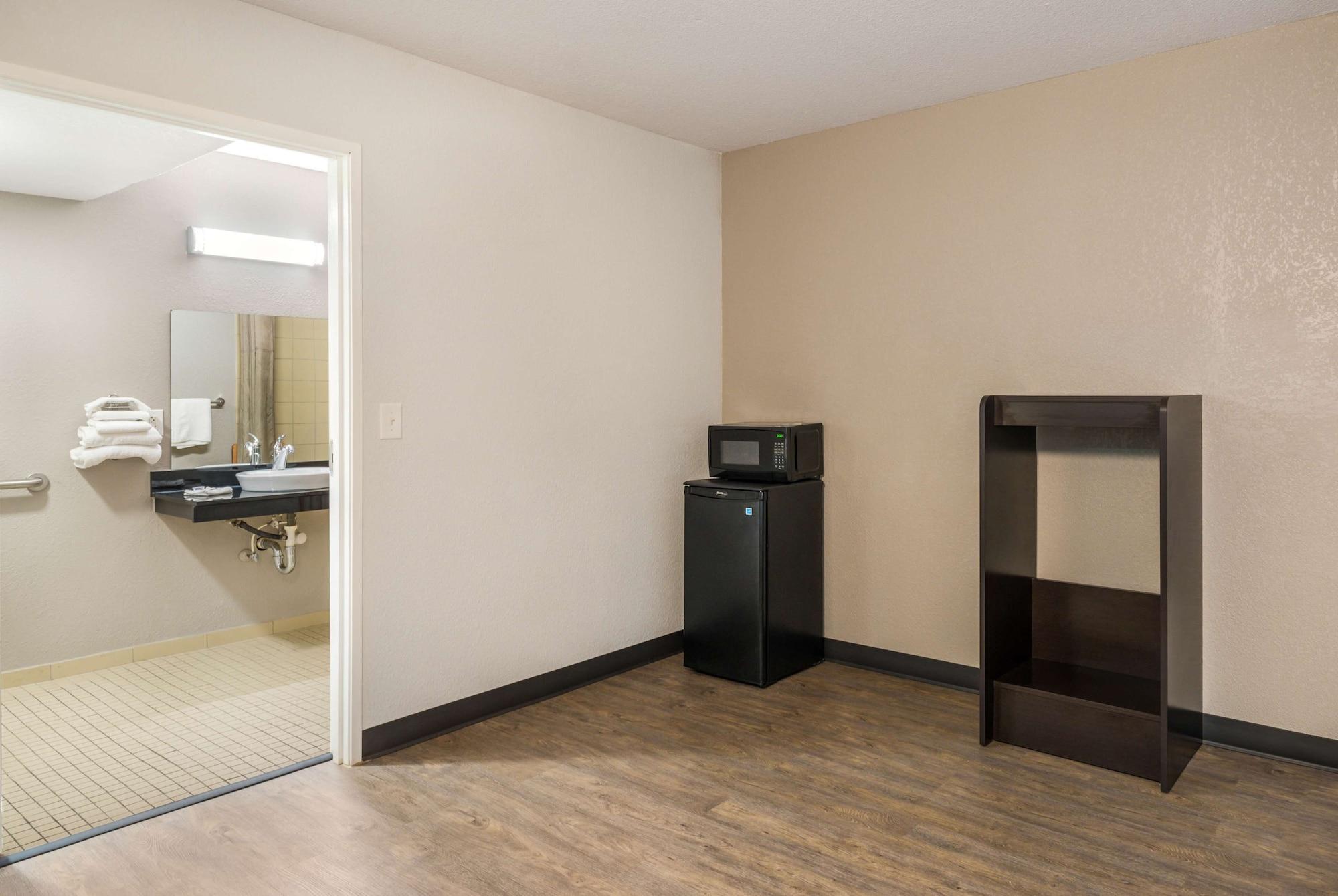Motel 6-Sandston, Va - Richmond, Va المظهر الخارجي الصورة