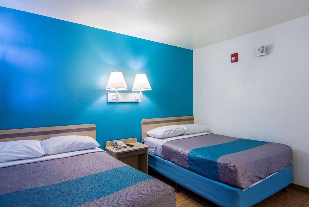 Motel 6-Sandston, Va - Richmond, Va الغرفة الصورة