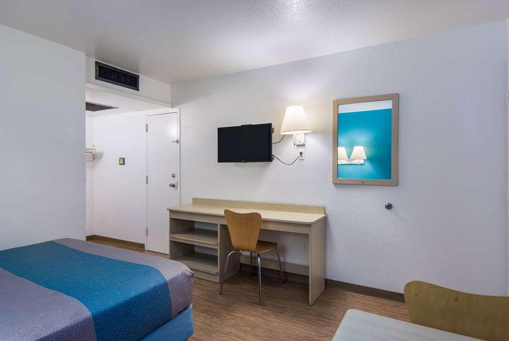 Motel 6-Sandston, Va - Richmond, Va الغرفة الصورة